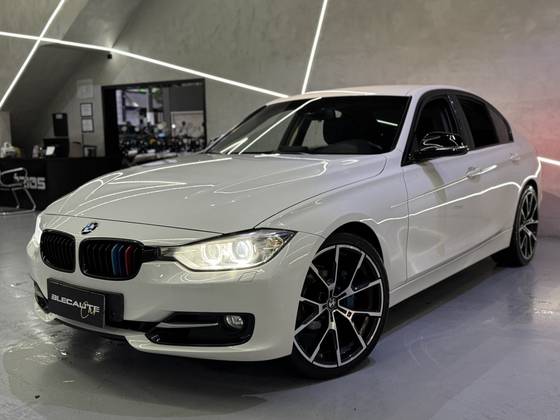 BMW 320i 2.0 SPORT 16V TURBO GASOLINA 4P AUTOMÁTICO BMW 320i 2.0 SPORT 16V TURBO GASOLINA 4P AUTOMÁTICO